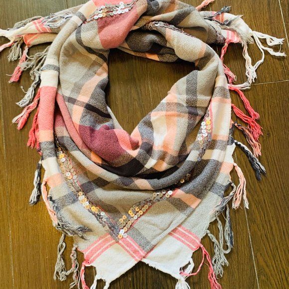 Accessory - Picture 1 of 5